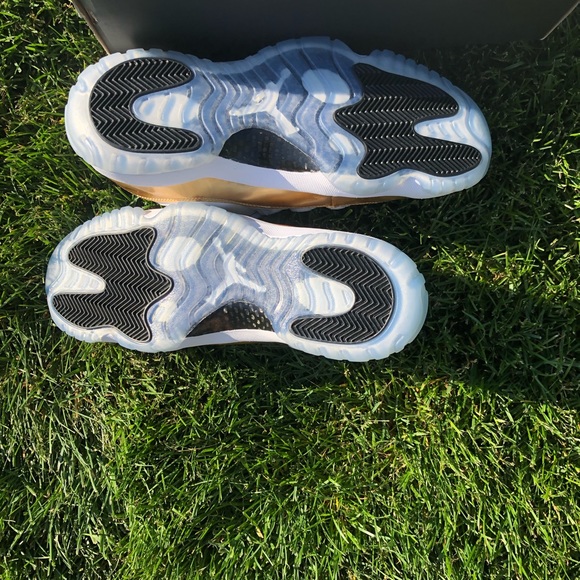 Jordan 11 low closing ceremonies DEADSTOCK - Picture 4 of 13